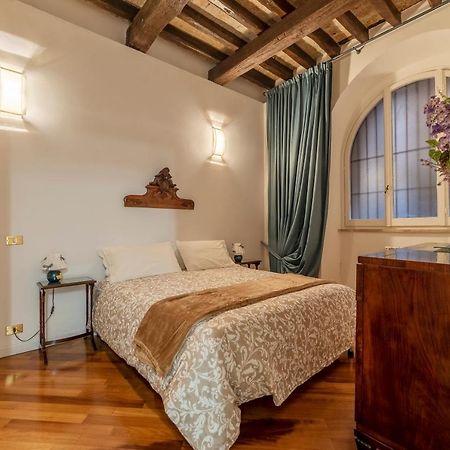 Rione Monti & Cavour Apartment ローマ エクステリア 写真
