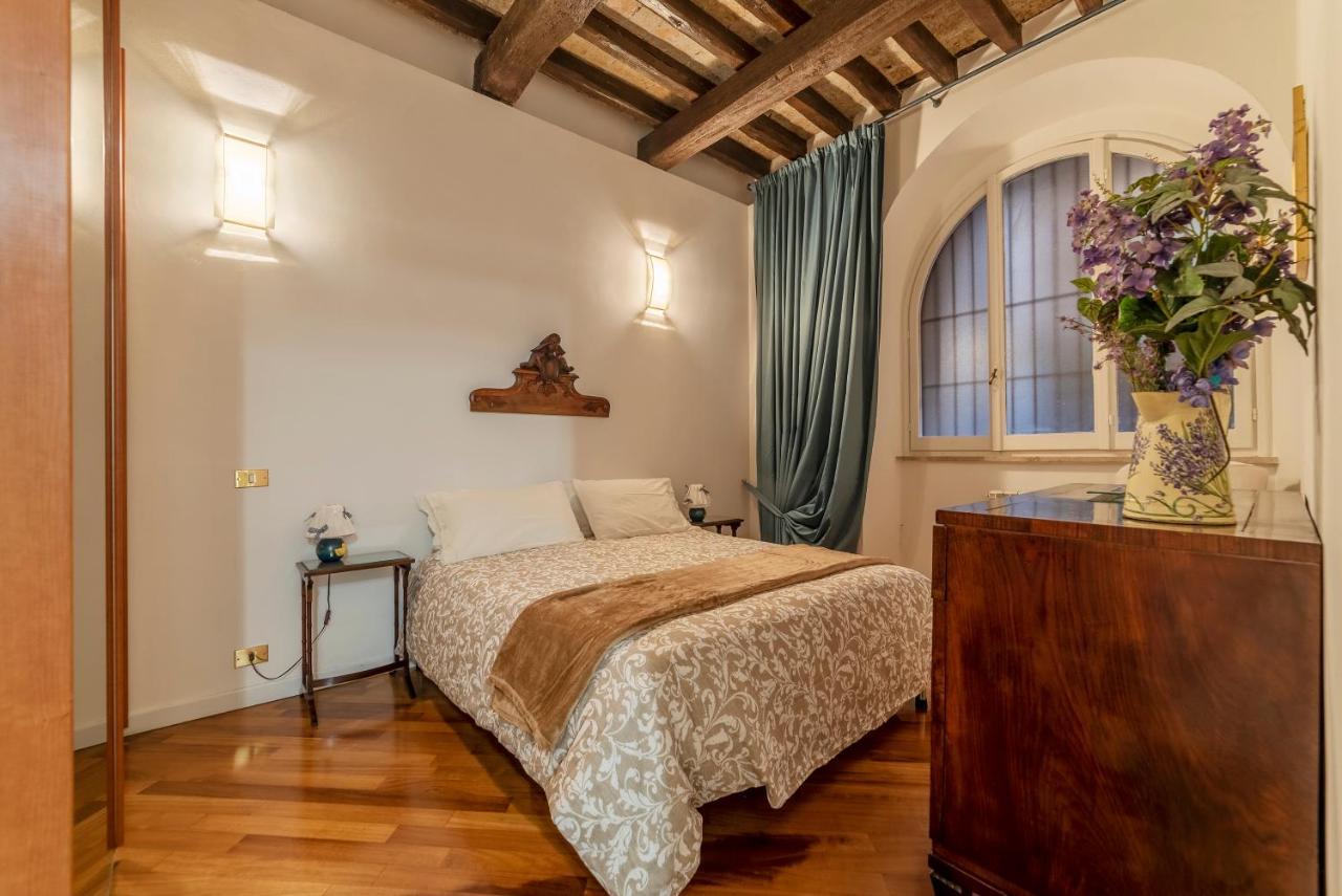 Rione Monti & Cavour Apartment ローマ エクステリア 写真