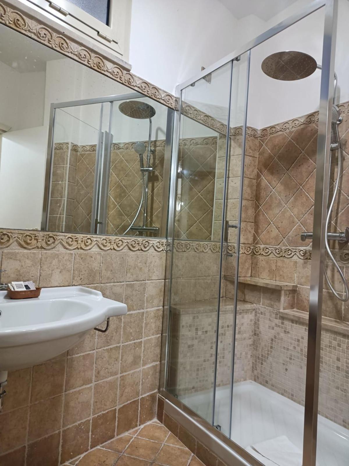 Rione Monti & Cavour Apartment ローマ エクステリア 写真